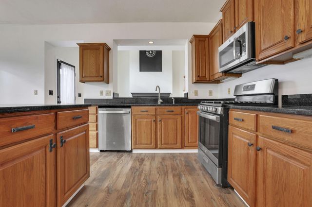 7352 Old Creek Lane, Canal Winchester, OH 43110