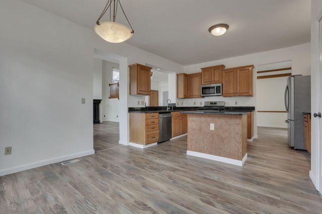 7352 Old Creek Lane, Canal Winchester, OH 43110