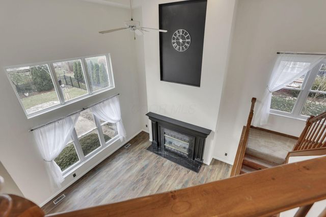 7352 Old Creek Lane, Canal Winchester, OH 43110