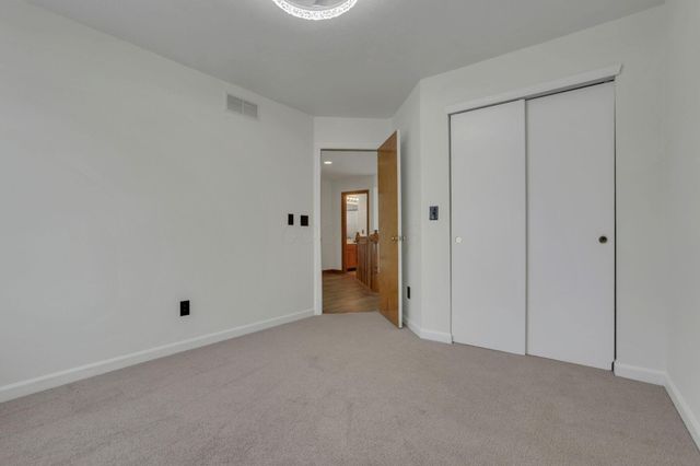 7352 Old Creek Lane, Canal Winchester, OH 43110