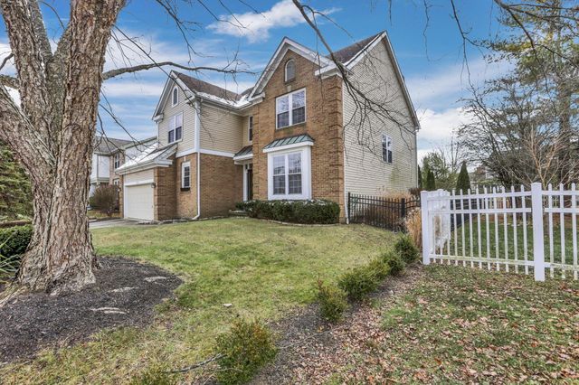 7352 Old Creek Lane, Canal Winchester, OH 43110