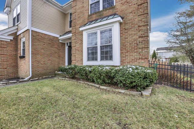 7352 Old Creek Lane, Canal Winchester, OH 43110