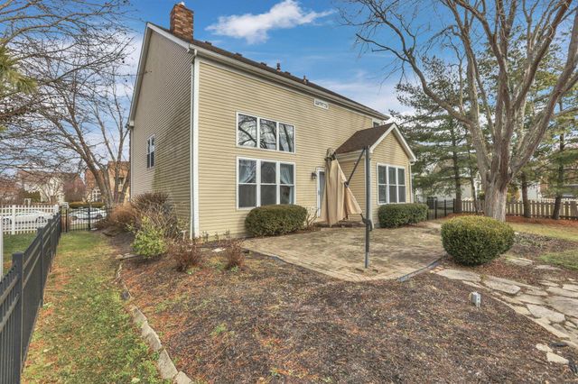 7352 Old Creek Lane, Canal Winchester, OH 43110