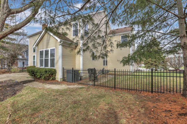 7352 Old Creek Lane, Canal Winchester, OH 43110