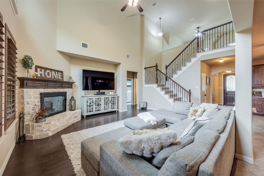 15000 Seventeen Lakes Boulevard, Fort Worth, TX 76262
