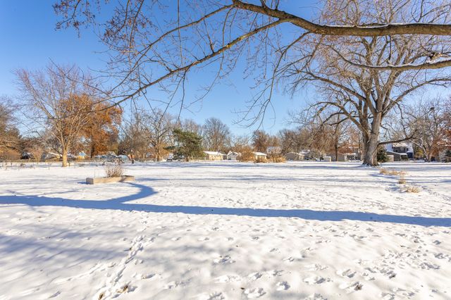 3215 54th Street, Des Moines, IA 50310