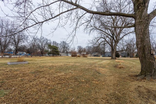 3215 54th Street, Des Moines, IA 50310