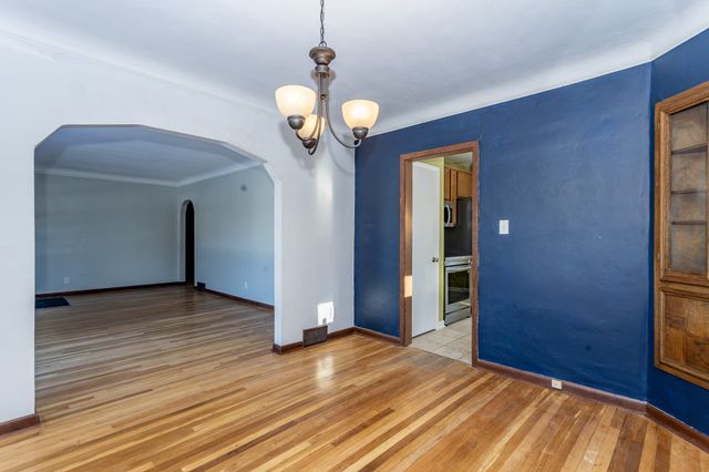 3215 54th Street, Des Moines, IA 50310