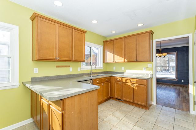 3215 54th Street, Des Moines, IA 50310