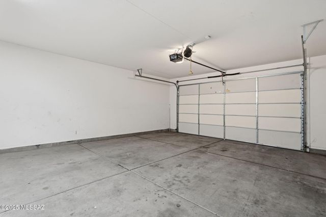 725 W Camino Tunera, Sahuarita, AZ 85629