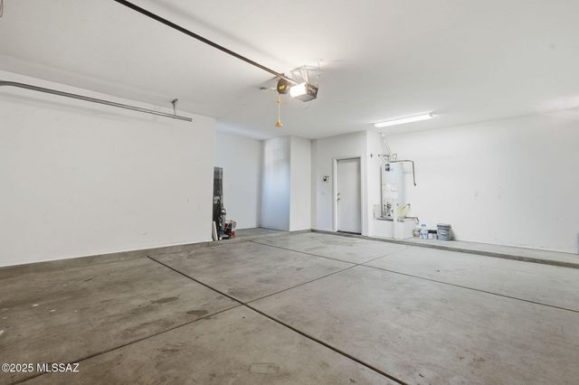 725 W Camino Tunera, Sahuarita, AZ 85629