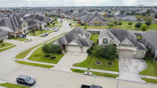 20143 Wedgewood Grove Lane, Cypress, TX 77433