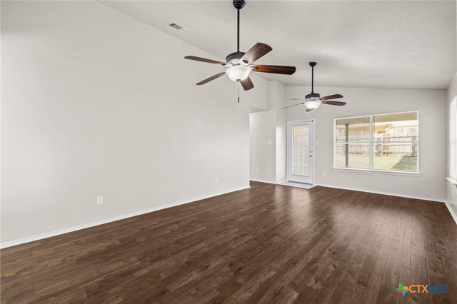 5300 Lions Gate Lane, Killeen, TX 76549