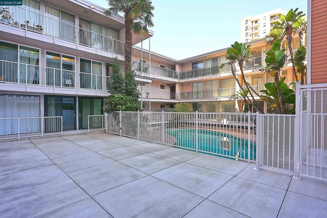 1425 Lakeside Drive 101, Oakland, CA 94612
