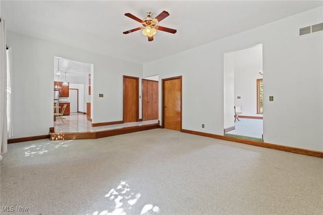 100 Merlot Court, Doylestown, OH 44230