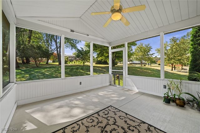 100 Merlot Court, Doylestown, OH 44230