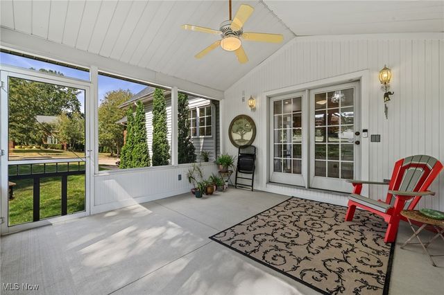 100 Merlot Court, Doylestown, OH 44230