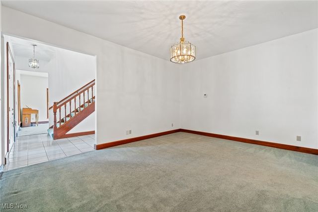 100 Merlot Court, Doylestown, OH 44230