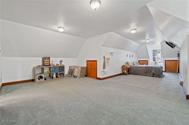 100 Merlot Court, Doylestown, OH 44230