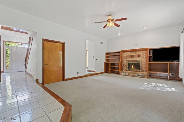 100 Merlot Court, Doylestown, OH 44230