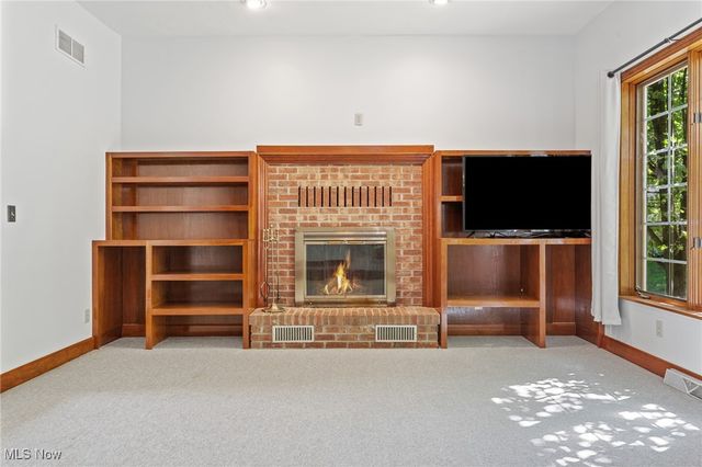 100 Merlot Court, Doylestown, OH 44230