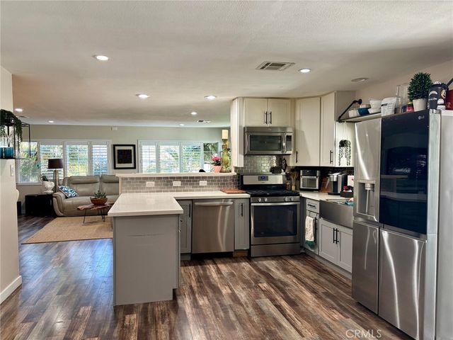 20701 Beach Boulevard 220, Huntington Beach, CA 92648