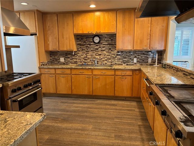 20701 Beach Boulevard 220, Huntington Beach, CA 92648