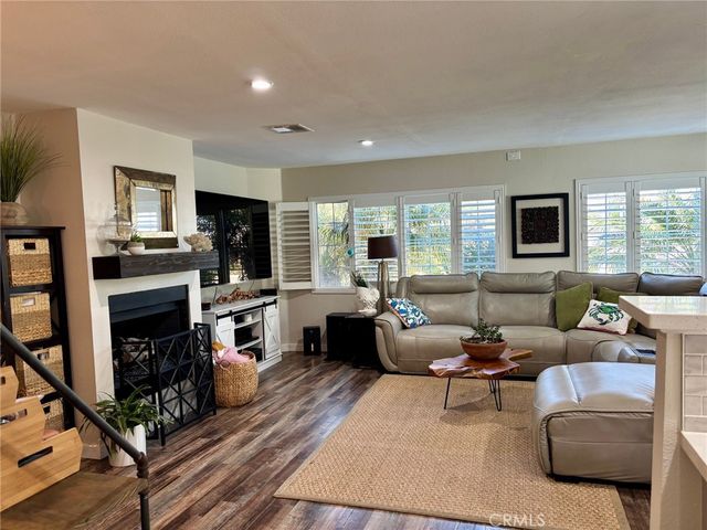 20701 Beach Boulevard 220, Huntington Beach, CA 92648