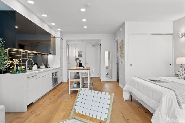 388 Fulton Street 208, San Francisco, CA 94102