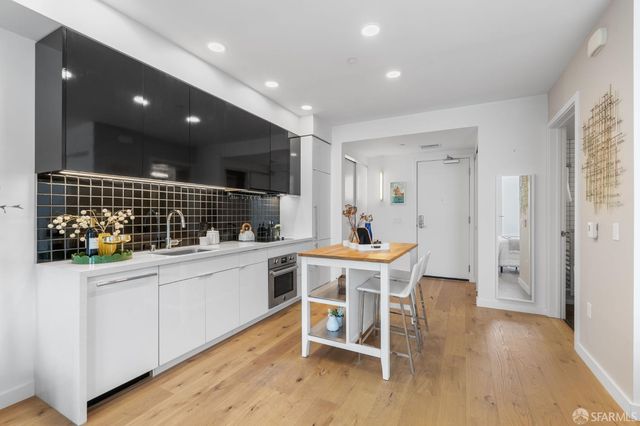 388 Fulton Street 208, San Francisco, CA 94102