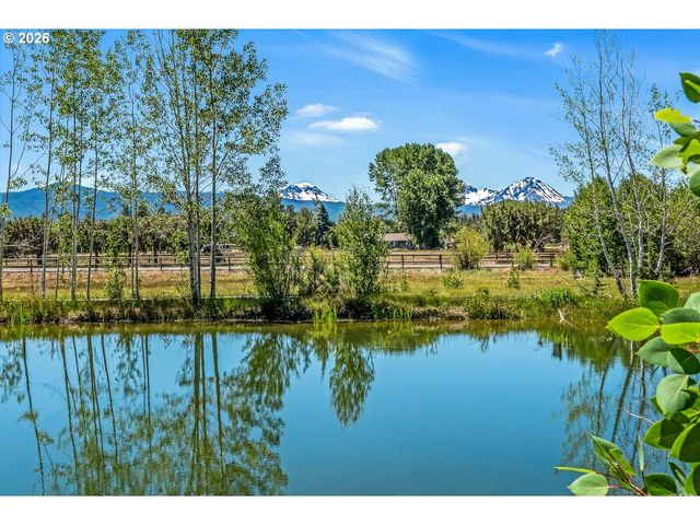 64464 COLLINS Rd, Bend, OR 97703