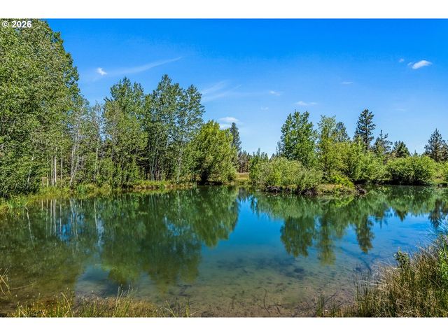 64464 COLLINS Rd, Bend, OR 97703