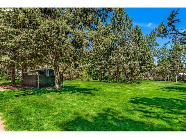 64464 COLLINS Rd, Bend, OR 97703