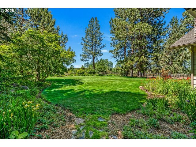 64464 COLLINS Rd, Bend, OR 97703