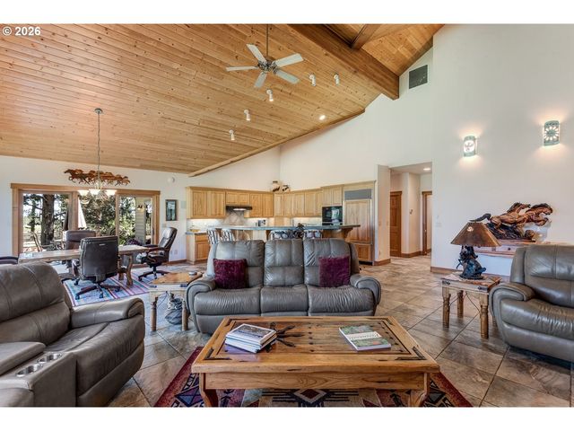 64464 COLLINS Rd, Bend, OR 97703