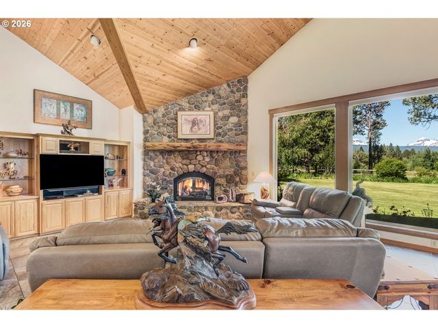 64464 COLLINS Rd, Bend, OR 97703
