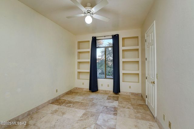 6401 N Placita Alta Reposa, Tucson, AZ 85750