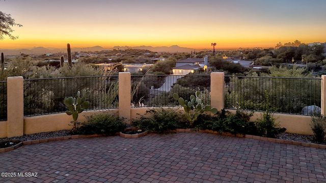 6401 N Placita Alta Reposa, Tucson, AZ 85750