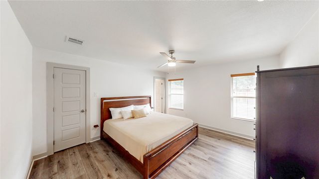 2952 Randy Lane, Farmers Branch, TX 75234