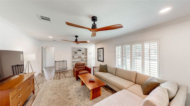 2952 Randy Lane, Farmers Branch, TX 75234