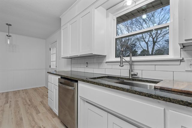 204 Gladstone Street, Hot Springs, AR 71913