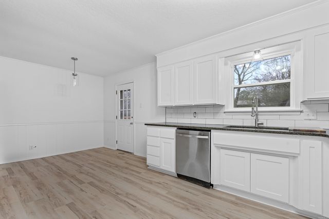 204 Gladstone Street, Hot Springs, AR 71913