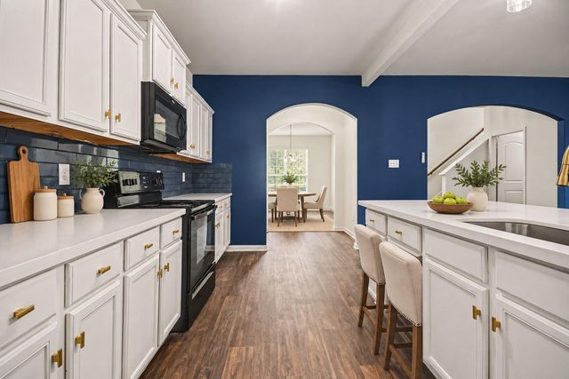 12027 Windage Drive, La Marque, TX 77568