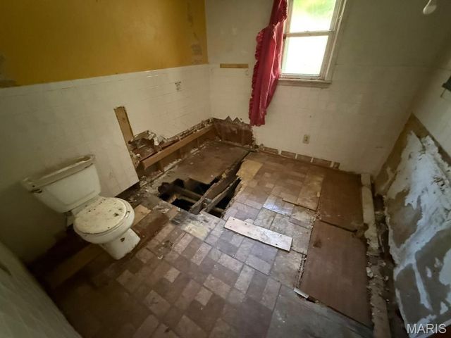 12 Smith Lane, New Florence, MO 63363