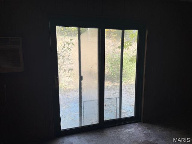 12 Smith Lane, New Florence, MO 63363