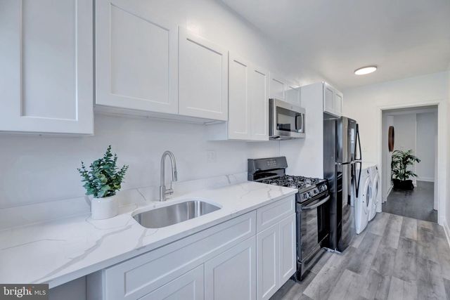 424 19TH ST NE, Washington, DC 20002