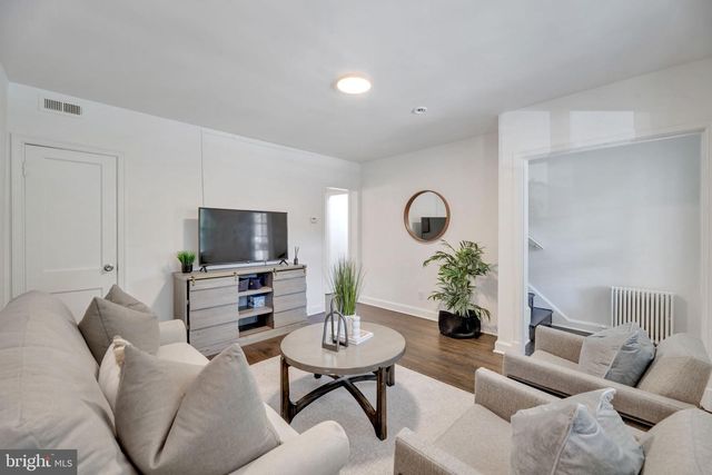 424 19TH ST NE, Washington, DC 20002