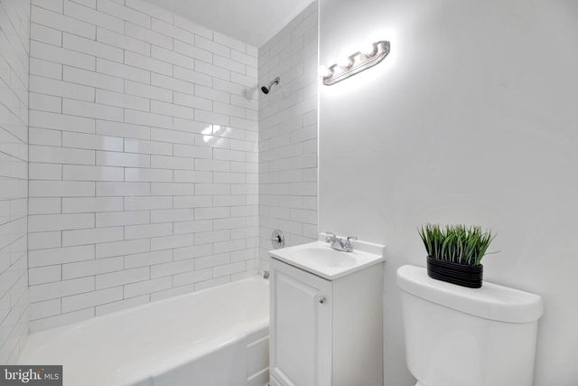 424 19TH ST NE, Washington, DC 20002