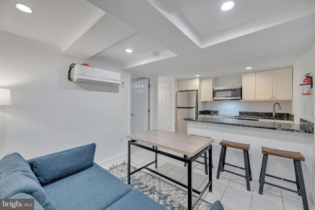 424 19TH ST NE, Washington, DC 20002