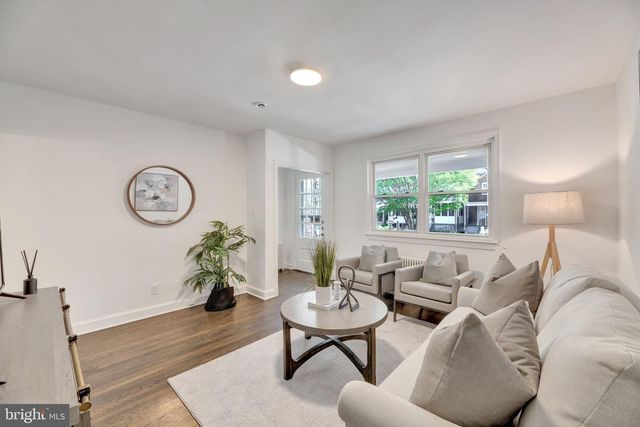 424 19TH ST NE, Washington, DC 20002